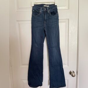 Levi’s flare size 24